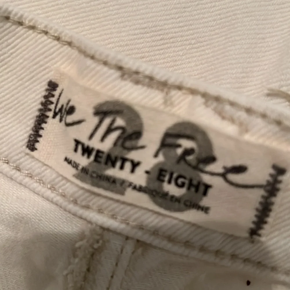 18. Free People Brea Cut off Skirt in Deco White - Picture 15 of 16